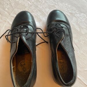 Black So Danca leather Tap Shoes